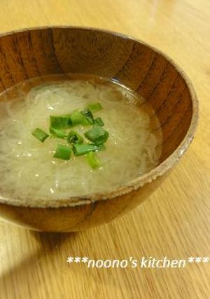 刺身の下の大根つまでお味噌汁☆-レシピのメイン写真