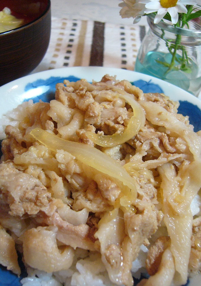 簡単☆新玉ねぎとやわらか豚肉のうま煮-レシピのメイン写真