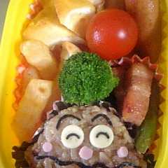 รูปของ カレーパンマン☆簡単キャラ弁