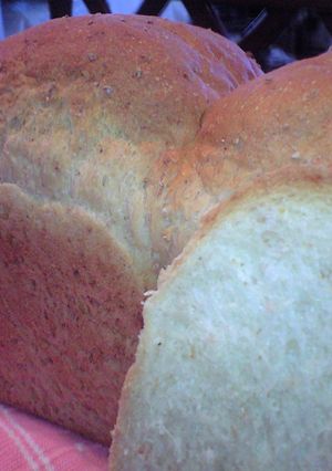 全粒粉入り☆黒糖で食パン(^^♪-レシピのメイン写真