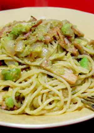 ベーコンとアボカドのドレッシングパスタ-レシピのメイン写真