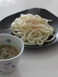 ゴマ納豆つけうどん♪-レシピのメイン写真