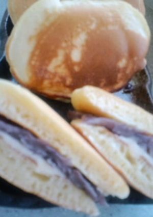 ☆息子の大好きなバター入りどらやき☆-レシピのメイン写真