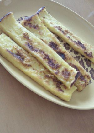 余ったパンの耳はフレンチトースト風-レシピのメイン写真
