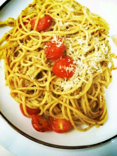 手抜きジェノベパスタwithトマト -レシピのメイン写真