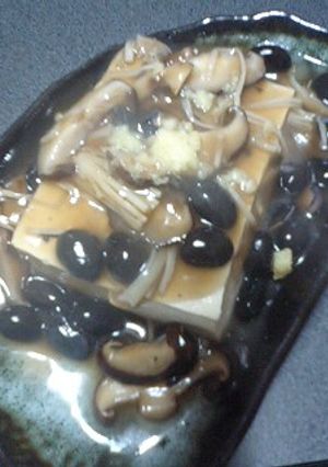 温やっこ黒豆きのこあんかけ-レシピのメイン写真