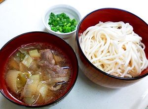 鴨ねぎつけ麺(うどん）　～温汁冷麺で～-レシピのメイン写真