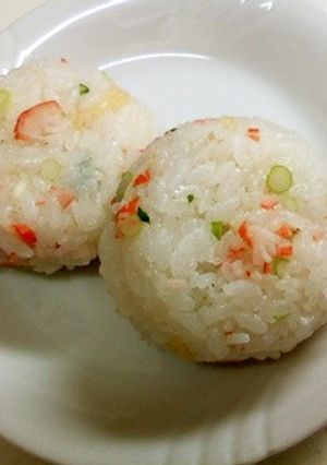 残り物であっという間にカラフルおにぎり-レシピのメイン写真