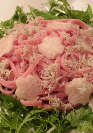 桜吹雪のサラダうどん-レシピのメイン写真