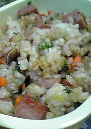 スパムで作る♡ぱぱっとチャーハン-レシピのメイン写真