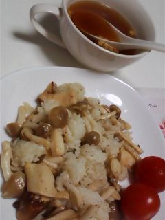 3分!シンプルだけどおいしいきのこ焼飯♪-レシピのメイン写真