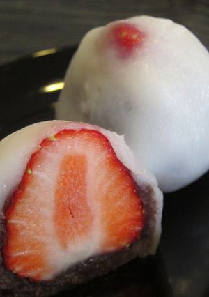 レンジで美味しいイチゴ大福（上新粉）-レシピのメイン写真