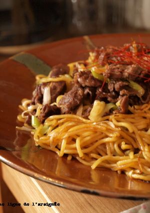 牛肉と長ねぎのオイスターソース焼きそば。-レシピのメイン写真