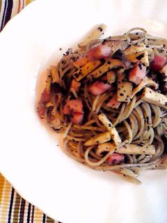 きのことベーコンの黒ゴマ&柚子胡椒パスタ-レシピのメイン写真