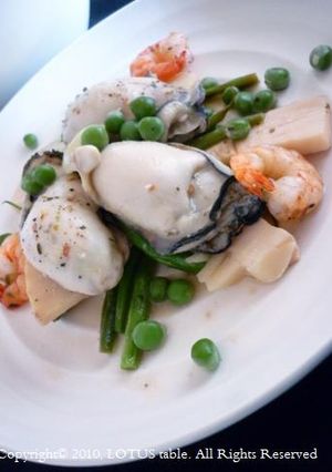 牡蠣と海老の白ワイン蒸し-レシピのメイン写真