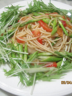 水菜とアスパラ、トマトパスタ-レシピのメイン写真
