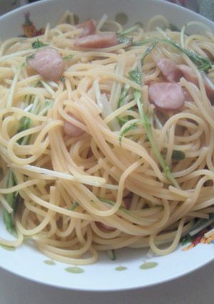 ウィンナーと水菜のバター醤油パスタ-レシピのメイン写真