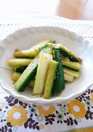 ✿きゅうりとセロリの胡麻和えサラダ✿-レシピのメイン写真