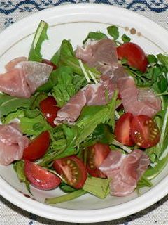 生ハムと葉っぱのイタリアンサラダ-レシピのメイン写真