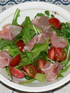 生ハムと葉っぱのイタリアンサラダ-レシピのメイン写真