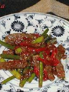 ■元気がでるっ!牛肉とにんにくの茎炒め-レシピのメイン写真
