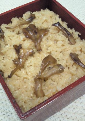 1時間で完成☆炊飯器で舞茸おこわ-レシピのメイン写真