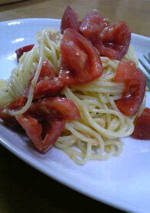 簡単♡混ぜるだけ♡トマトの冷たいパスタ-レシピのメイン写真