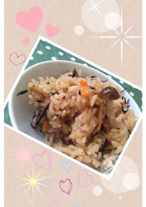 めんつゆだけで混ぜご飯（炊き込みごはん）-レシピのメイン写真
