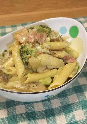ベーコンときのこのカレークリームペンネ-レシピのメイン写真