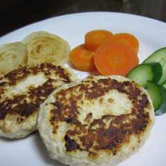 รูปของ 卵ナシ☆ヘルシーなニンニク豆腐ハンバーグ