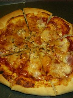 私の簡単!基本ピザ生地-レシピのメイン写真