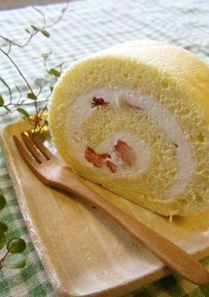 ふわっとかる～いシフォンロールケーキ♥-レシピのメイン写真
