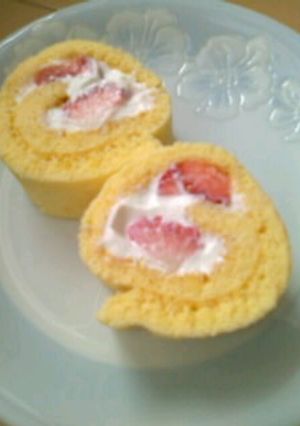 簡単!ヘルシー★ヨーグルロールケーキ-レシピのメイン写真