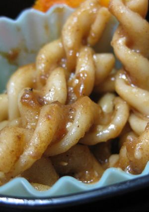 残ったカレーで☆お弁当用カレーパスタ-レシピのメイン写真