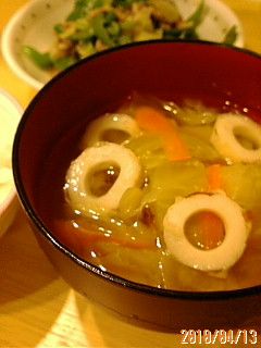 キャベツと人参とちくわの味噌汁-レシピのメイン写真
