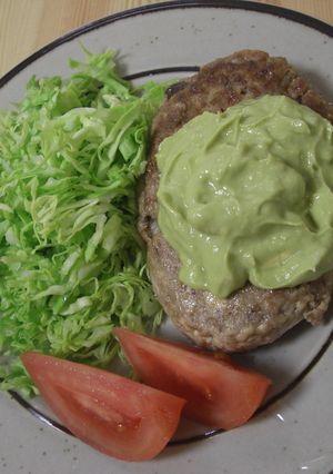 豆腐ときのこの合挽きバーグ　アボカド添え-レシピのメイン写真