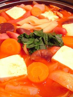 イタリアンに♪簡単トマト鍋-レシピのメイン写真