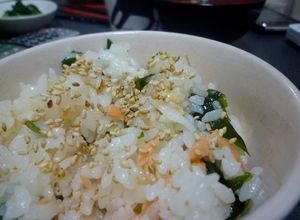 炊飯器に入れるだけ！早ウマ鮭わかめご飯☆-レシピのメイン写真