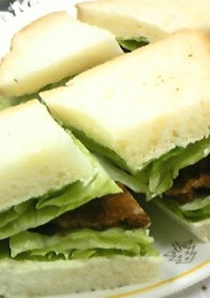余った鰯フライでサンドイッチ-レシピのメイン写真