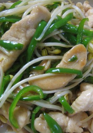 お財布レスキュー☆鶏胸肉で青椒鶏肉絲-レシピのメイン写真