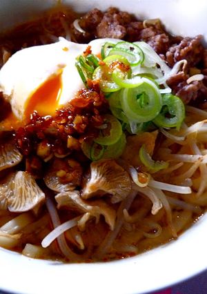 ラー油でピリ辛うどん-レシピのメイン写真