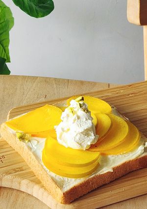 柿&クリチトースト☆のせただけ☆朝食昼食-レシピのメイン写真
