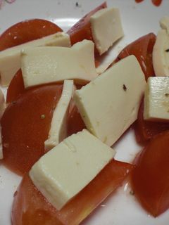 トマトと豆腐のカプレーゼ-レシピのメイン写真