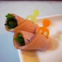 รูปของ お弁当の隙間に！ほうれん草のハム巻き
