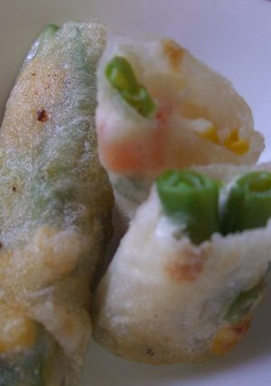 カラフル♪クリチとMIXベジの揚げ春巻き-レシピのメイン写真