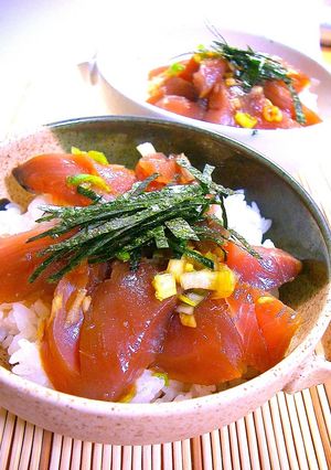 ご飯にのっけて☆生かつおの銀火丼☆-レシピのメイン写真