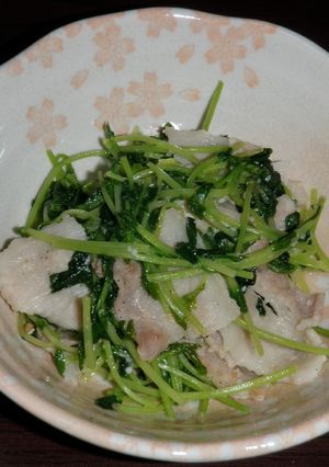豆苗のにんにく炒め_美味しいよ♪-レシピのメイン写真