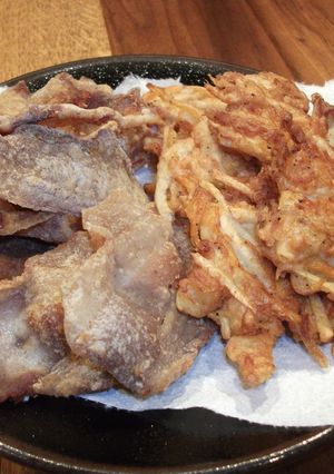 少ない油で♪豚バラ唐揚げ＆かき揚げ-レシピのメイン写真