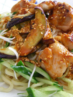 冷やし中華に飽きたら、ピリ辛ビビン麺-レシピのメイン写真