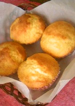 ホットケーキMIXでバナナと桃缶のケーキ-レシピのメイン写真